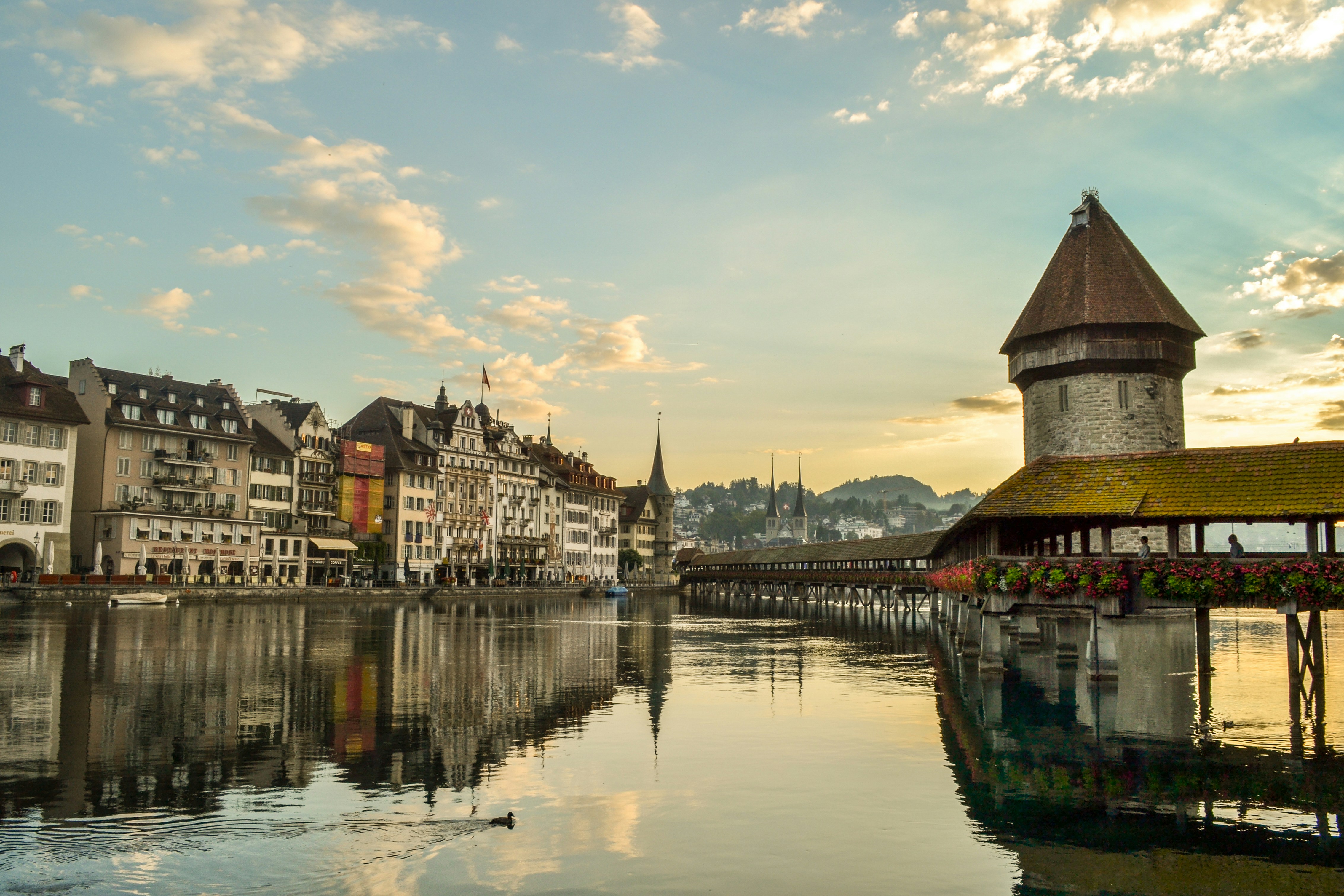 Lucerne in 2 Days: Lake, Bridge, and Alignment