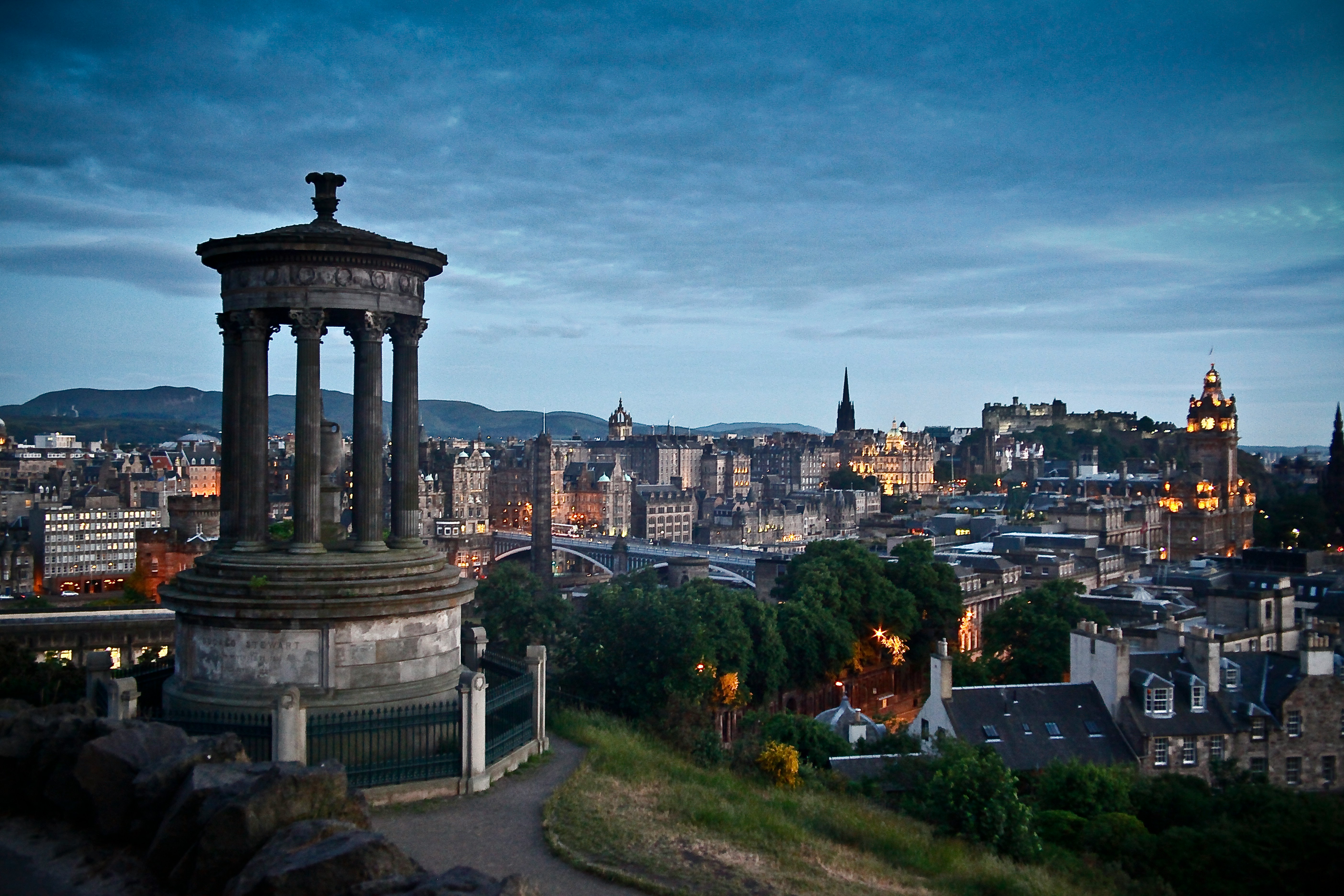 Edinburgh in 3 Days: Stone, Stories & High Ground