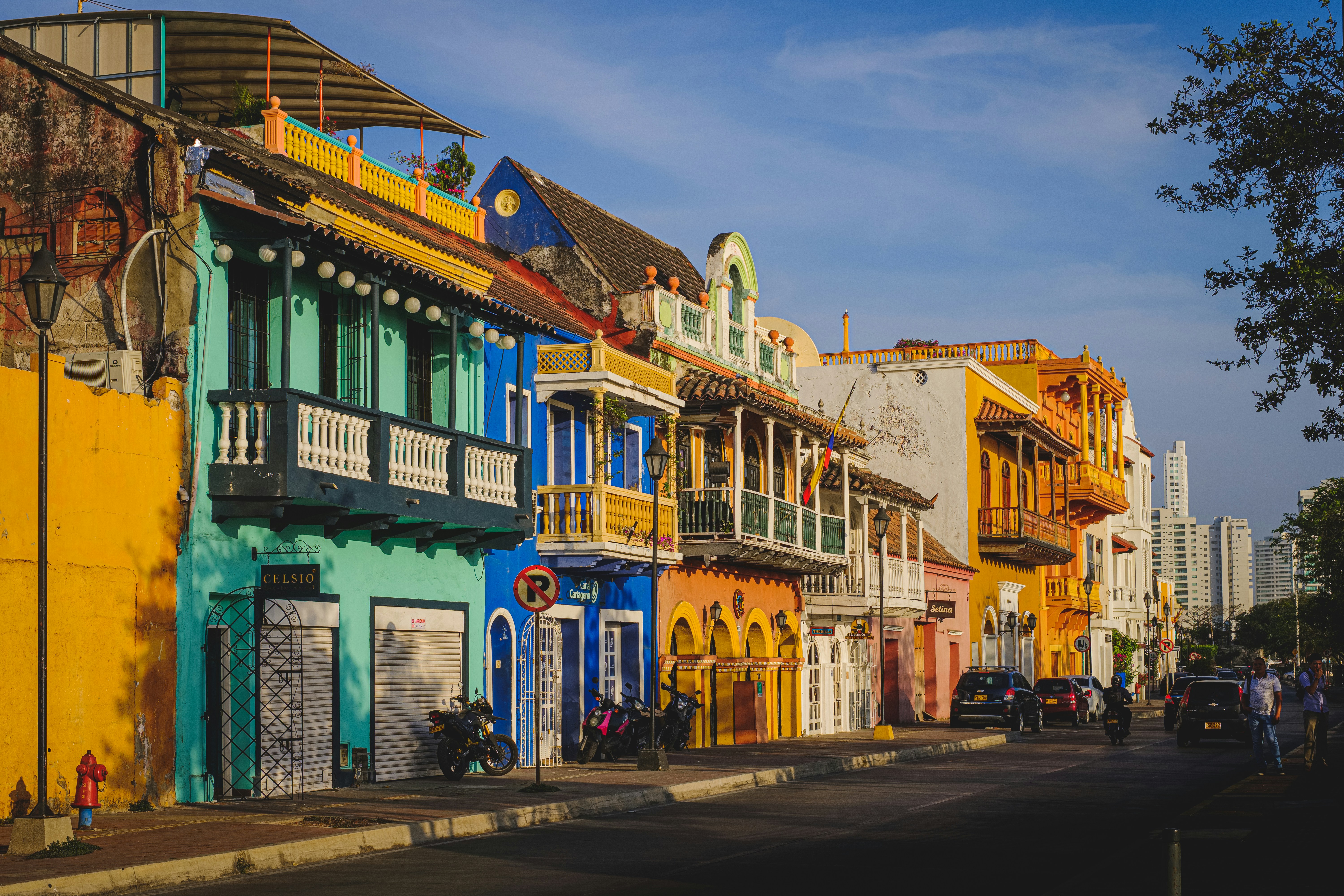 Cartagena in 3 Days: Walls, Heat, and Caribbean Memory